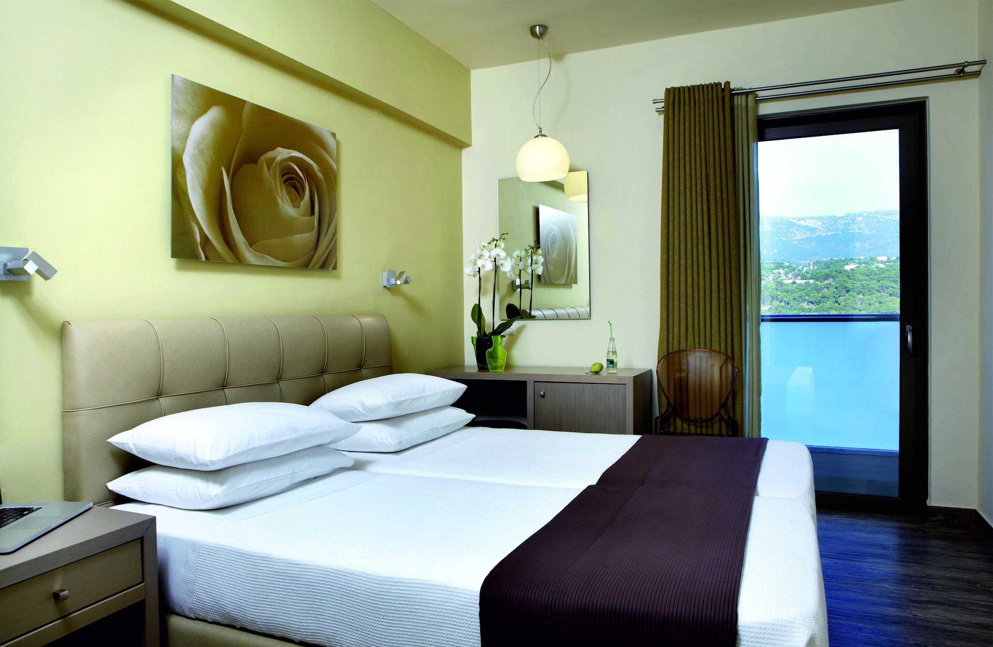 Mouikis Hotel Kefalonia Аргостолион Экстерьер фото