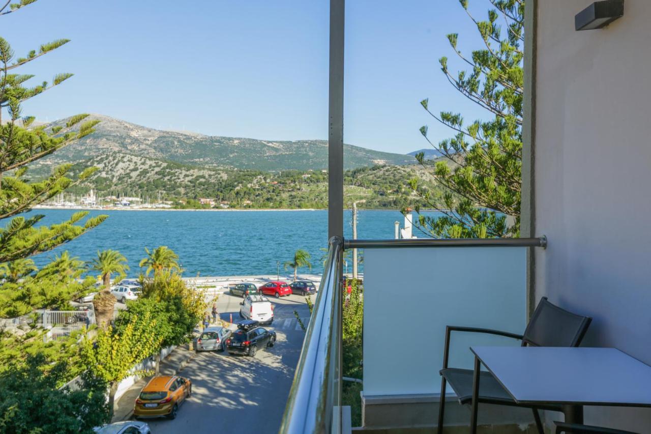Mouikis Hotel Kefalonia Аргостолион Экстерьер фото