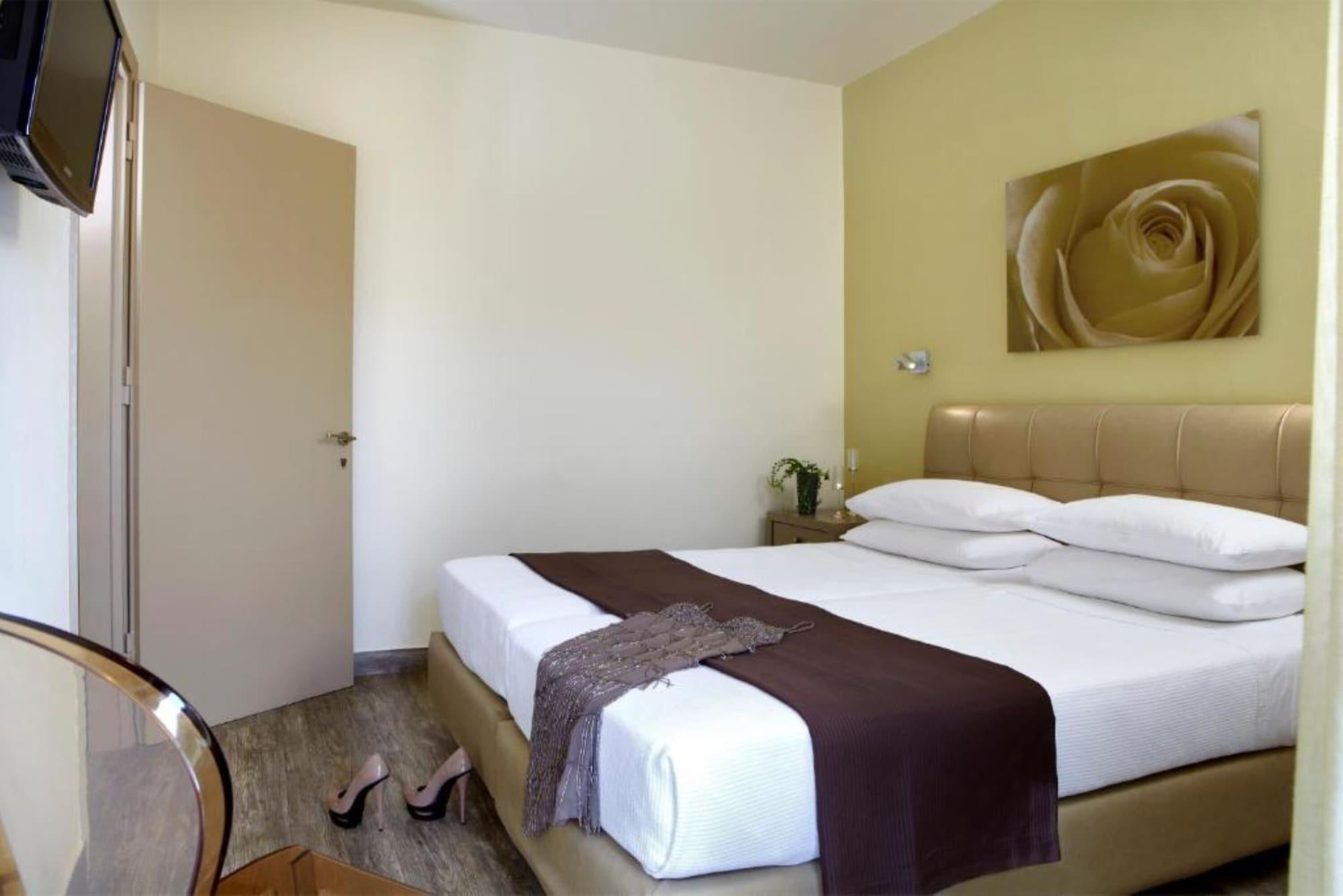 Mouikis Hotel Kefalonia Аргостолион Экстерьер фото