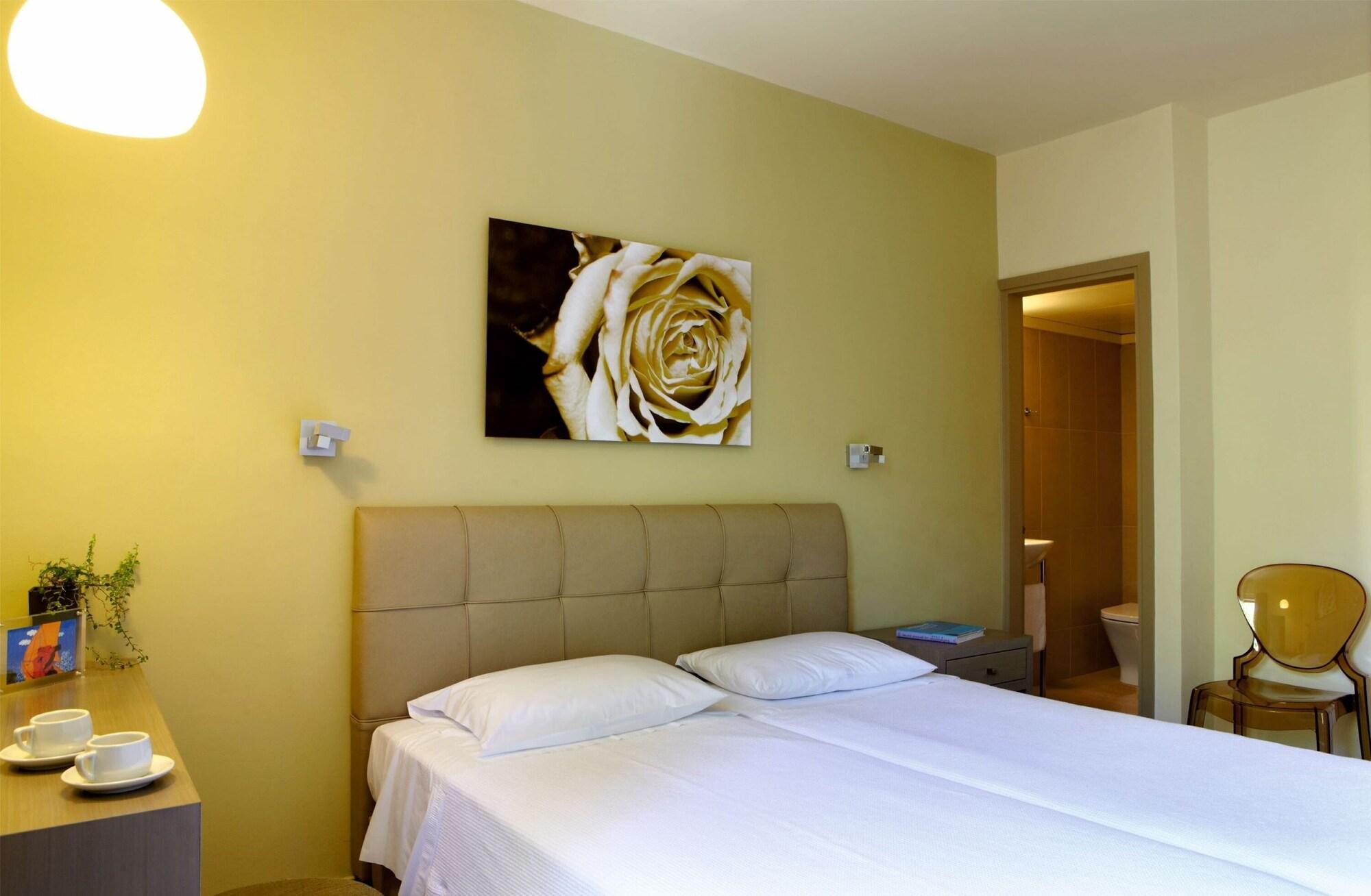 Mouikis Hotel Kefalonia Аргостолион Экстерьер фото