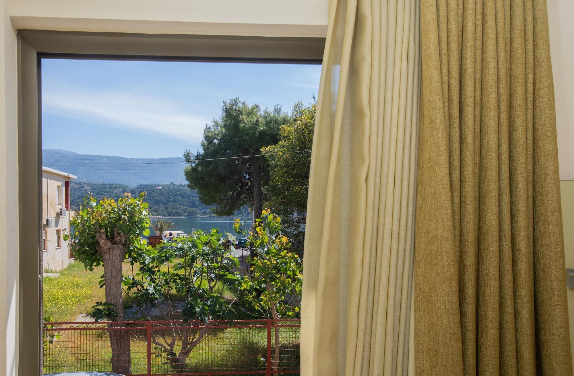 Mouikis Hotel Kefalonia Аргостолион Экстерьер фото
